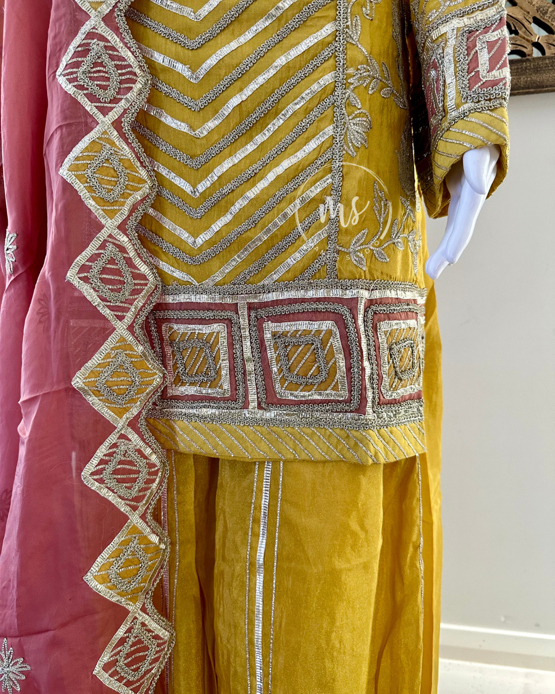 KESARIYA - SHARARA SET