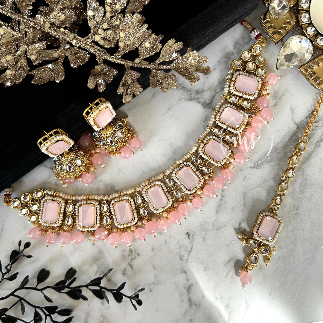 ROOHI - PINK CHOKER SET