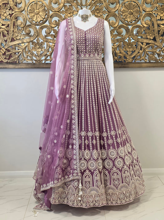 AARVI GOWN
