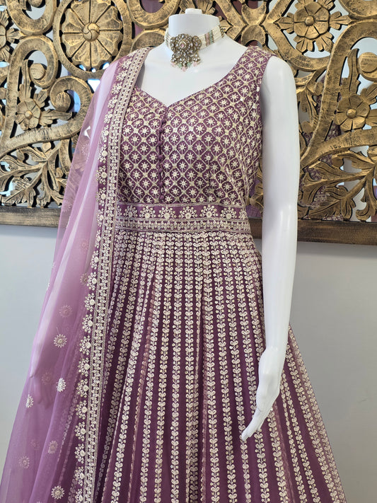 AARVI GOWN