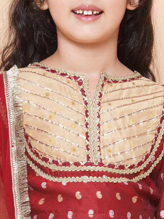 MYRA - RED LEHENGA SET